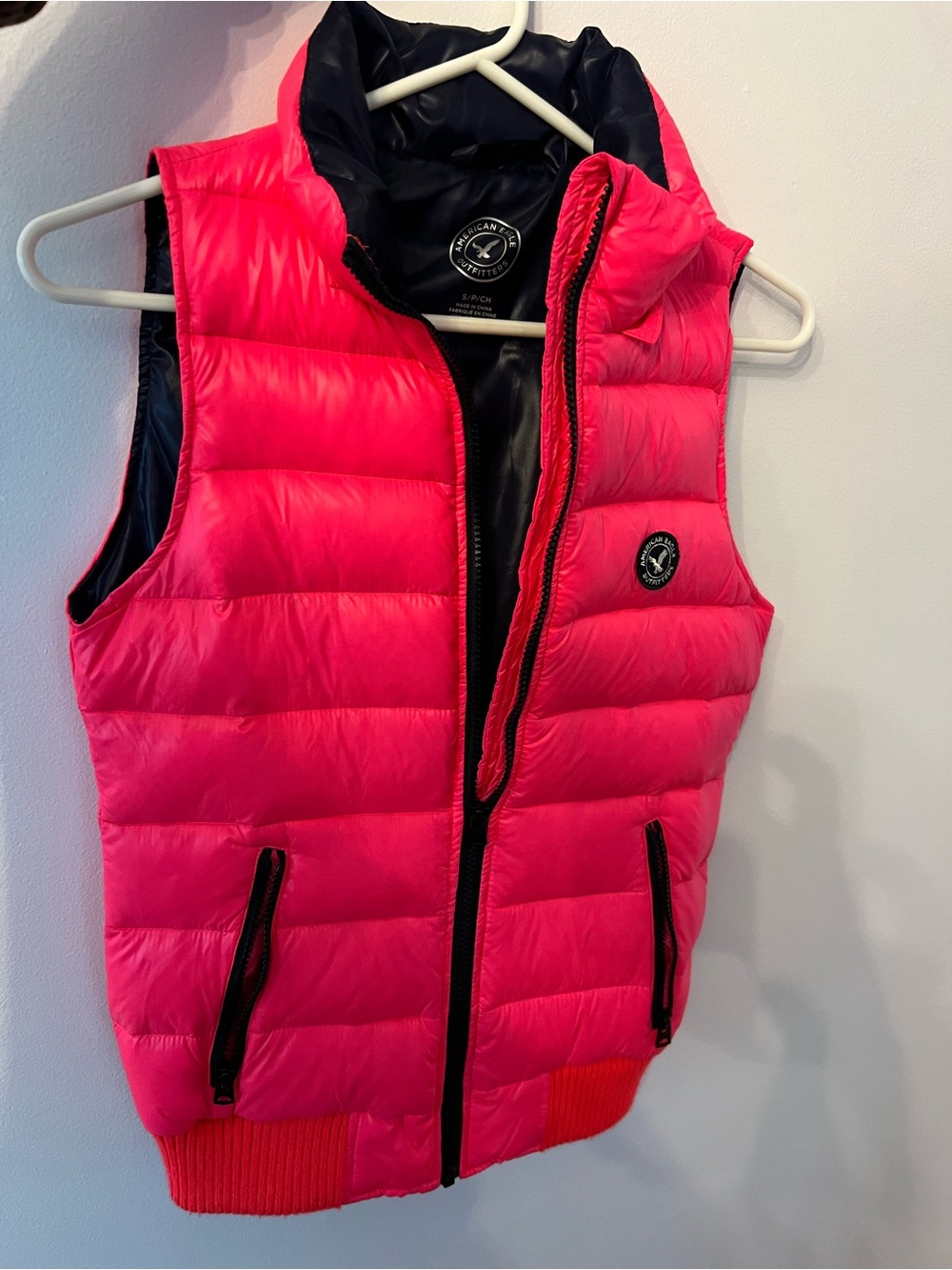 American Eagle Outfitters Pink Puffer Vest